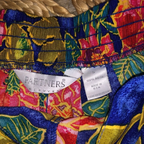 Vintage 80s Partners Mervyn High Rise Tropical Shorts - Picture 3 of 5